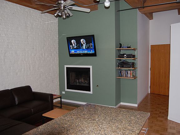 4th image of 4745 N Ravenswood Ave #P4