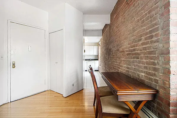 Rented by Dream NYC LLC | media 5