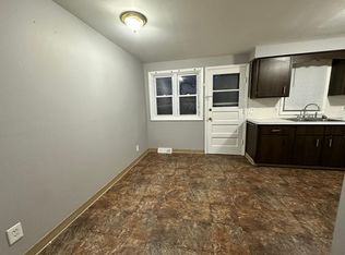 18 E Summerset Ln, Buffalo, NY 14228