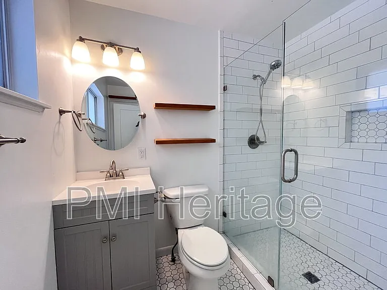 1139 N Sunset Dr — Photo 14
