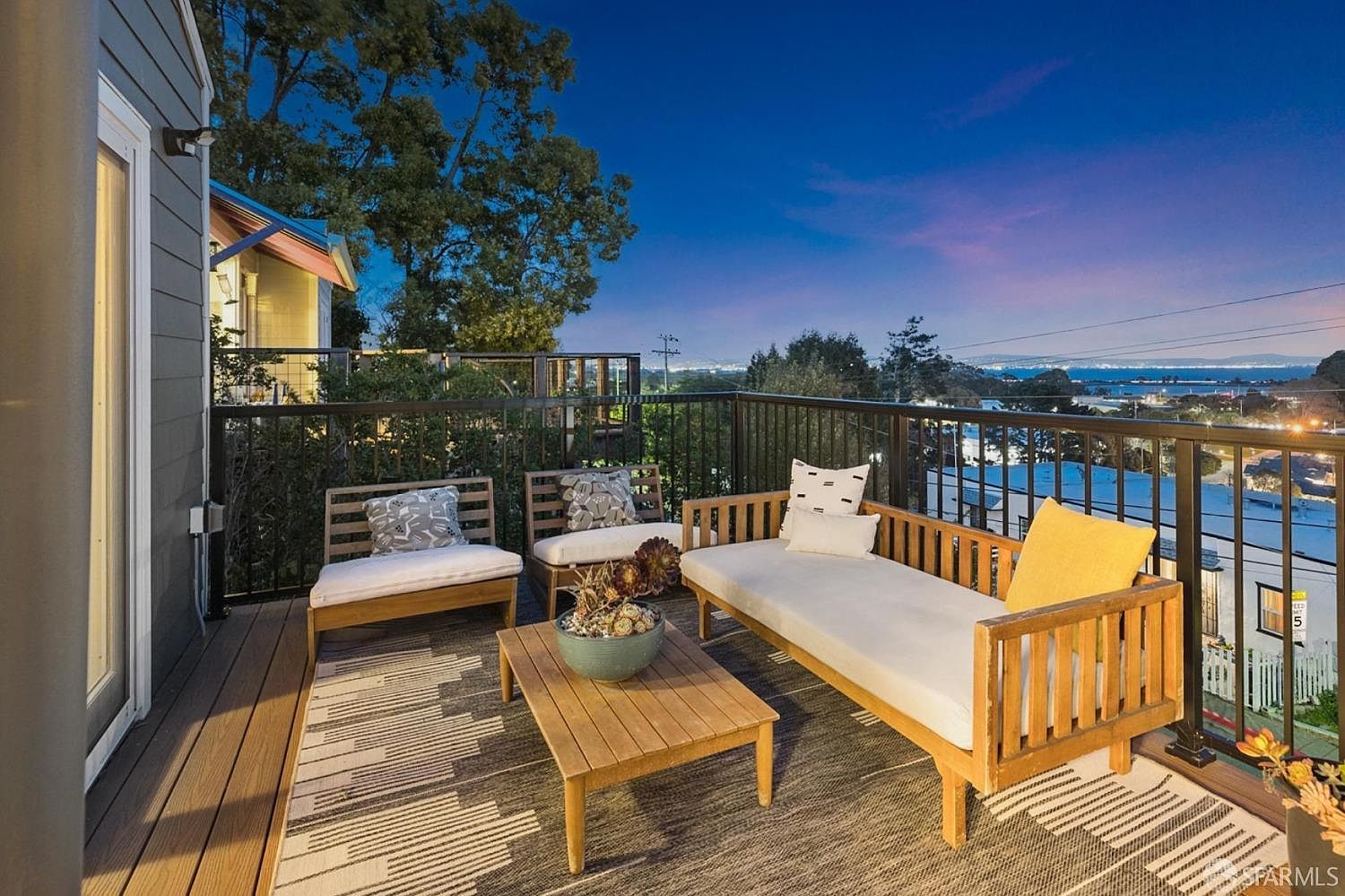 40 Solano St, Brisbane, CA 94005 | Zillow