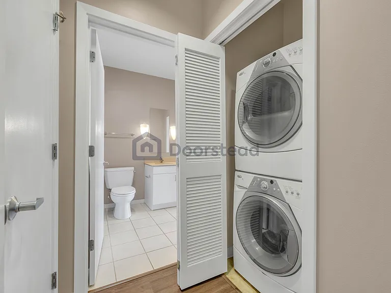 451 Kansas St #322 — Photo 4