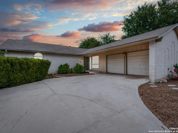 11218 El Sendero, San Antonio, TX 78233