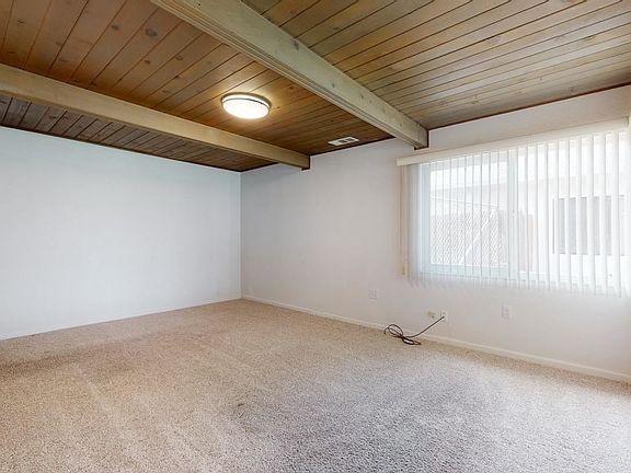 5th image of 1451 Youngs Ln