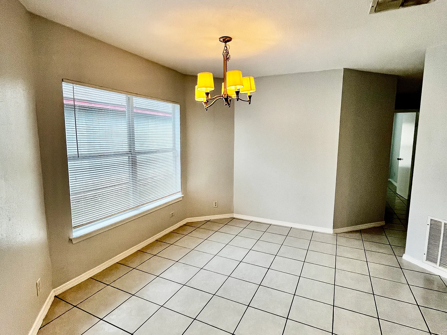 6010 Hidden Sunrise Dr — Photo 3