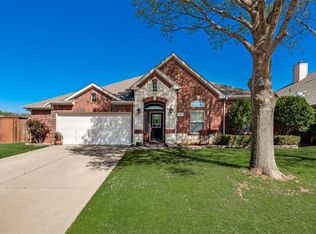 107 Deer Ct, Mansfield, TX 76063