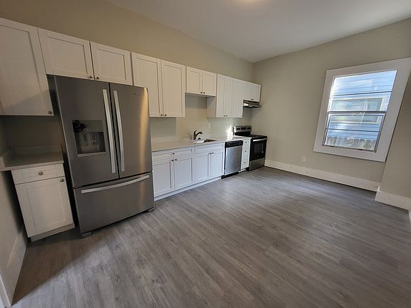 2nd image of 1230 N Liberty St #2