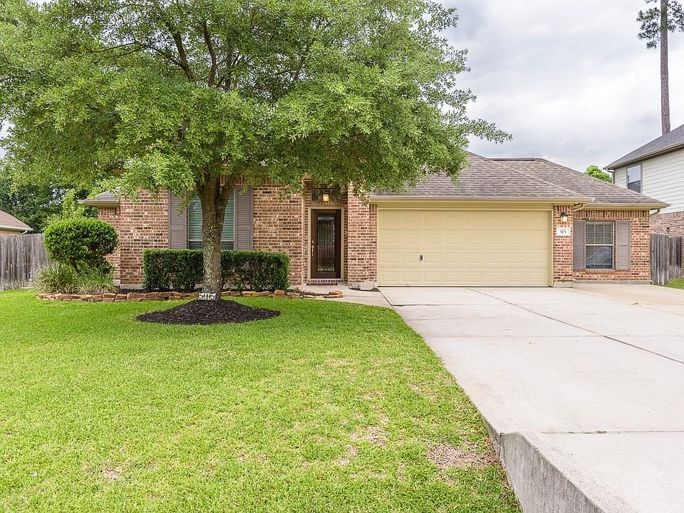 Beautiful one story home has 2.5 car garage with extra storage and work space area.