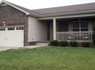 967 Silty Dr, Clarksville, TN 37042