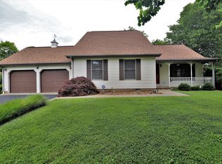 1330 Culp Rd, Paducah, KY 42003