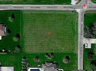 549 E County Road 300 N, Arcola, IL 61910