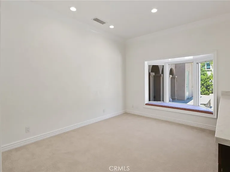 27801 Golden Ridge Ln — Photo 34