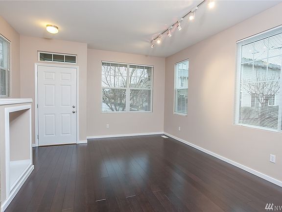 3rd image of 14342 NE 188th Pl