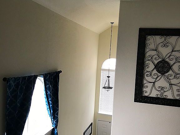 3rd image of 17111 Amarose Dr
