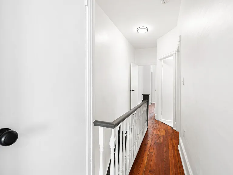 2528 S 63rd St — Photo 12