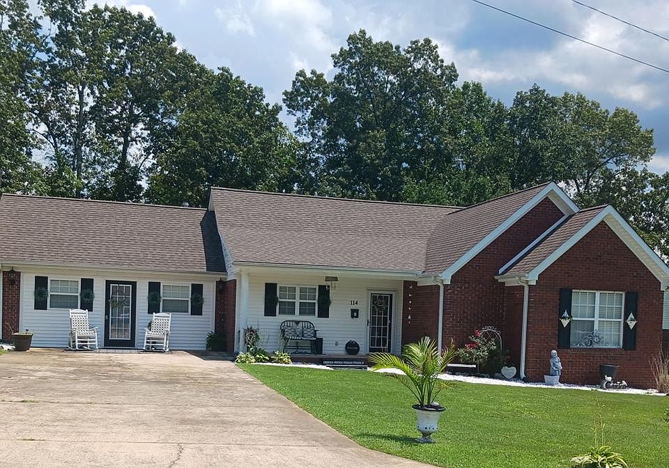 1st image of 114 Laveta Ln