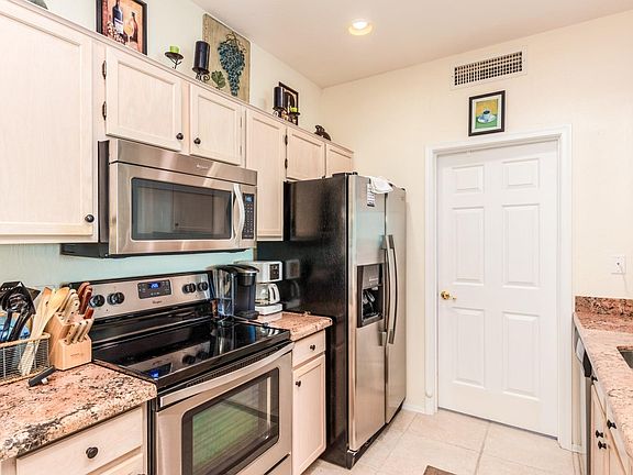 5th image of 9253 N Firebrick Dr Unit 242