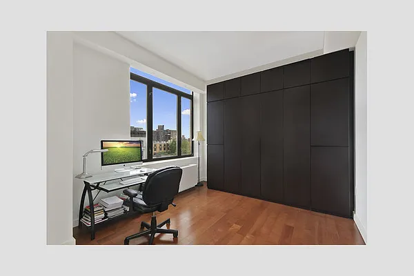 Sold by Stribling | media 1