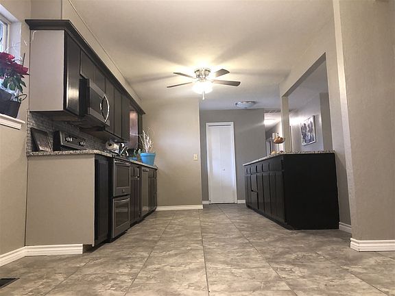 3rd image of 5110 NW Meadowbrook Dr