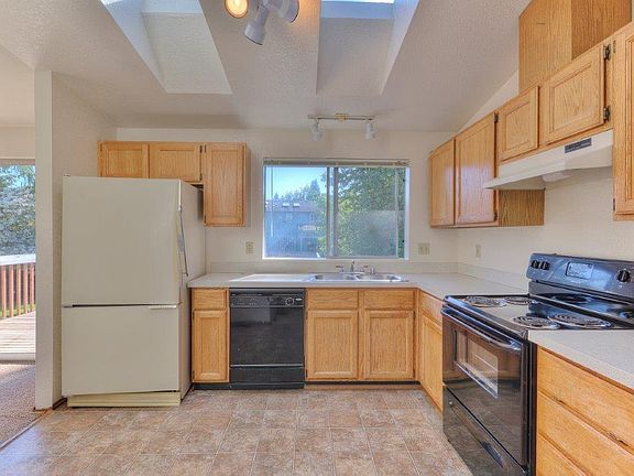 5th image of 24306 10th Ave S