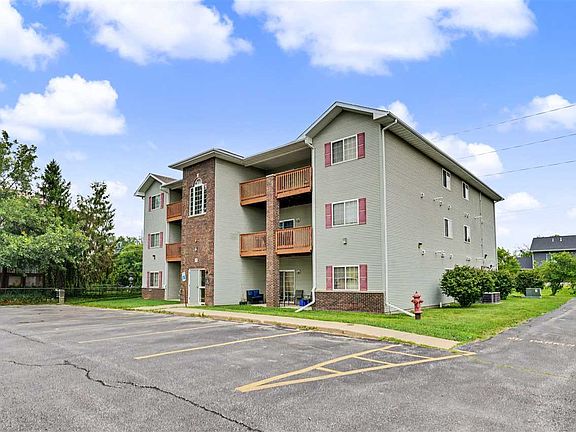 2nd image of 80 Circle Dr APT 4