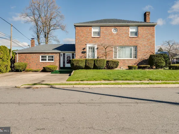 925 Park Ave, Temple, PA 19560