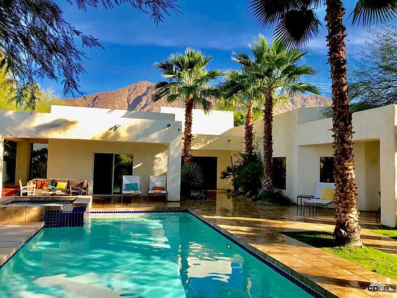 2nd image of 53540 Avenida Villa