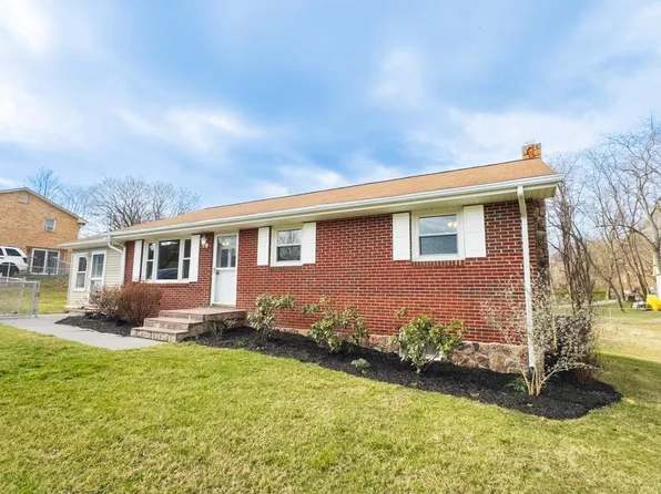 5787 William Dr, Dublin, VA 24084