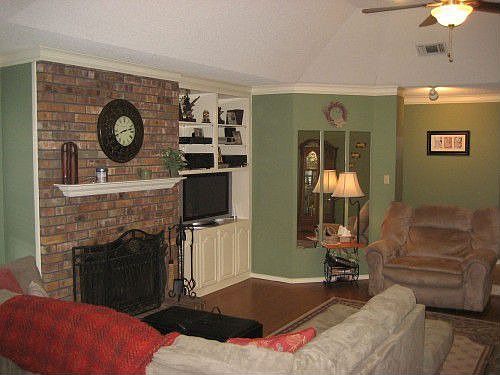3rd image of 6009 Lyndhurst Dr