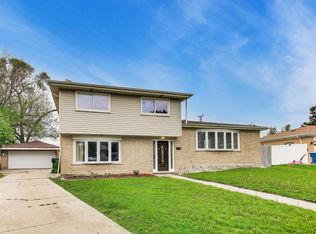 10128 Parke Ave, Oak Lawn, IL 60453