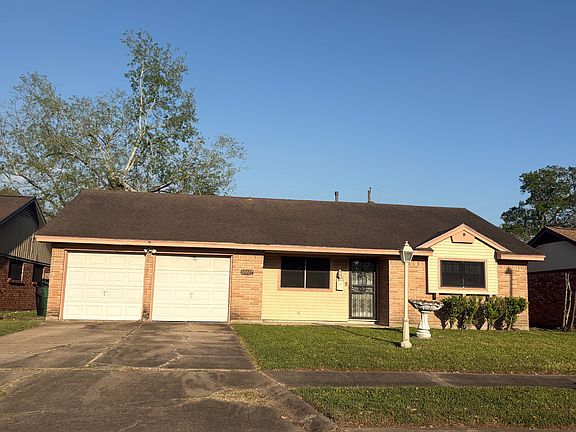 2nd image of 10227 Gulf Meadows Dr