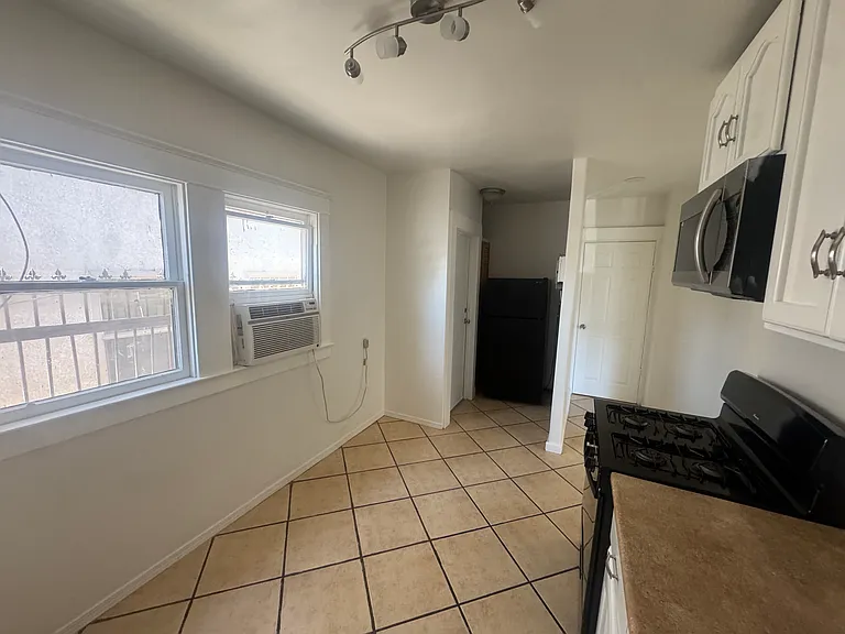 343 N Benton Way — Photo 11