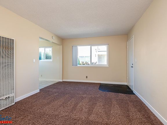 3rd image of 1353 San Tomas Aquino Pkwy APT 2