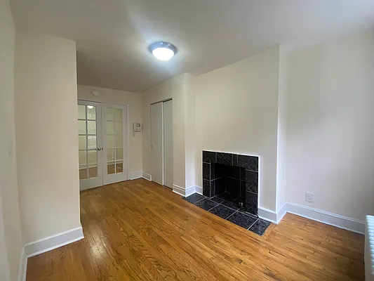 Rented by City Connections Realty | media 6