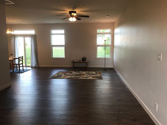 4th image of 700 Isaiah St