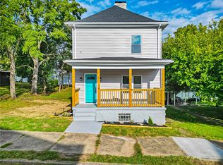 611 Duquesne Ave, Canonsburg, PA