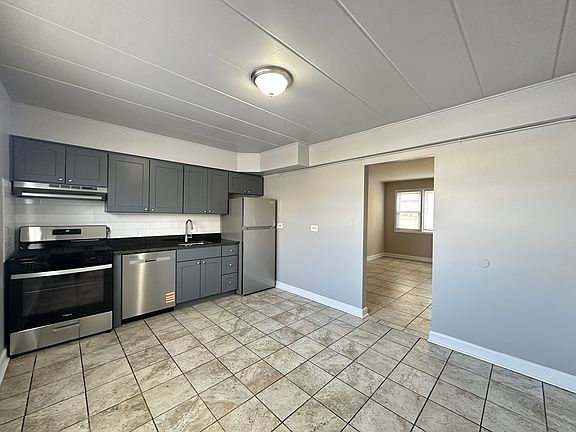 2nd image of 3820 25th Ave #61