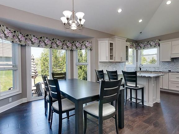 4th image of 10925 Quail Hollow Dr