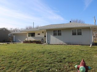 732 15th Street Pl, Nevada, IA 50201