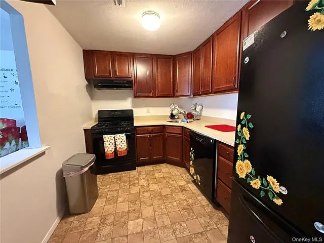 55 Pinebrook Pl — Photo 8