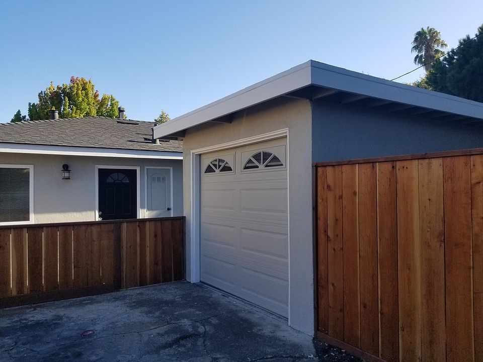 Garage and parking spots