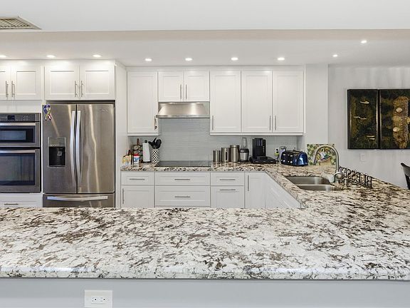 4th image of 7361 Granville Drive #303