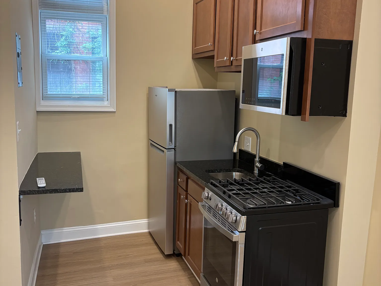 Studio, 500 sqft, $2,195 — Photo 2