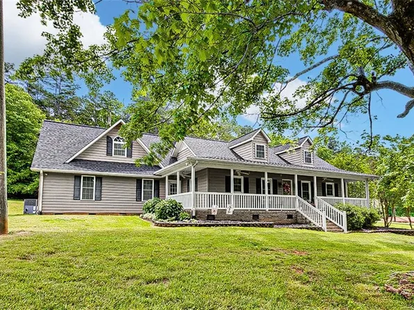 3146 Wow Rd, Randleman, NC 27317