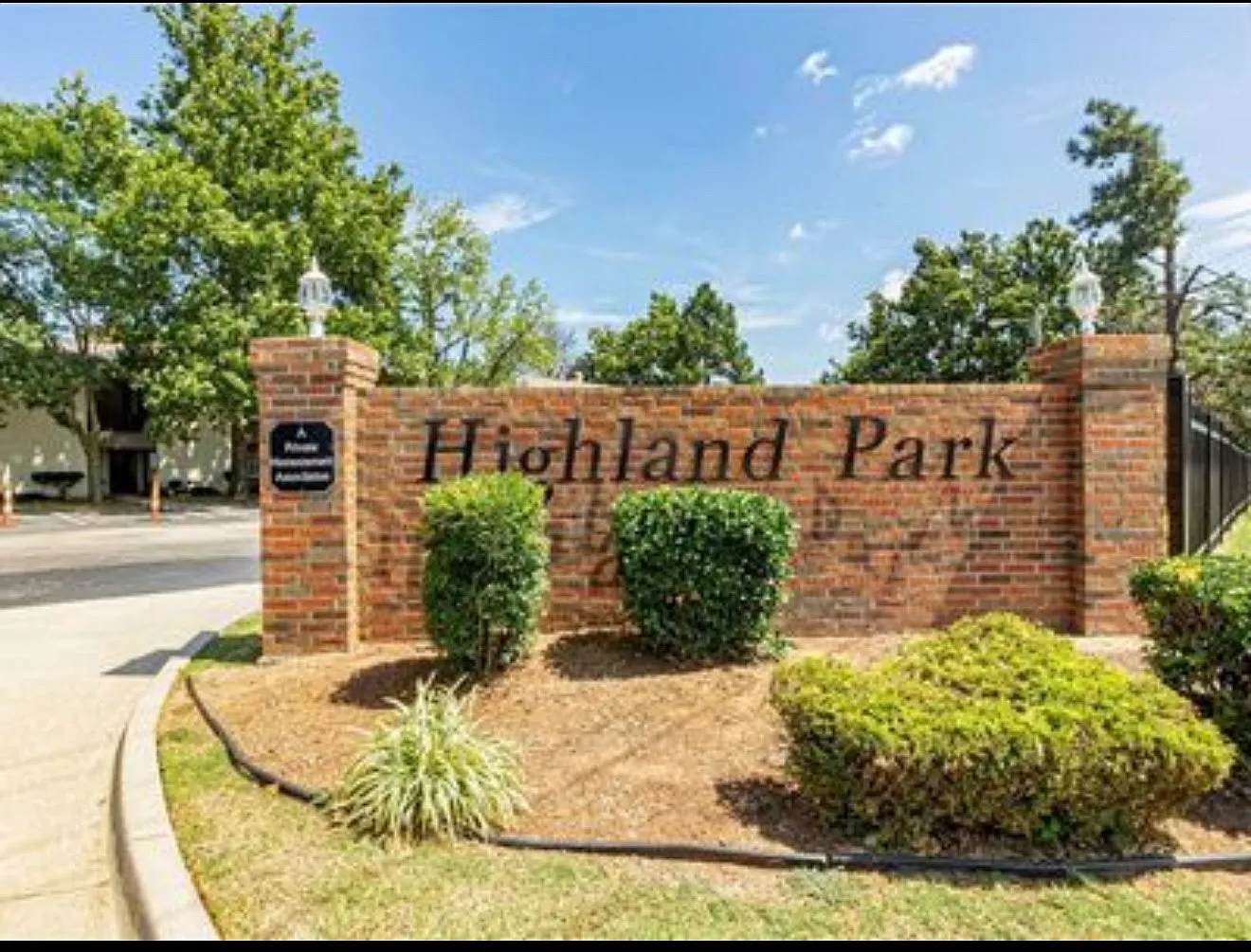 2 bed, 1101 sqft, $1,000 — Photo 1