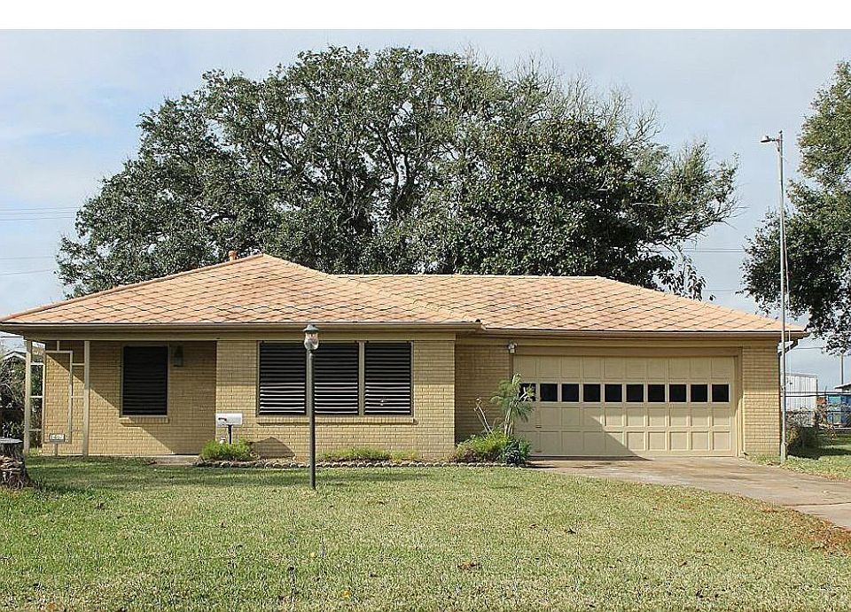 1st image of 1402 Melody Dr