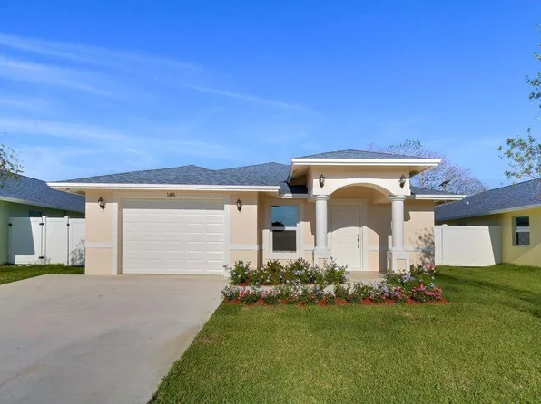 121 Swain Blvd, Lake Worth, FL 33463