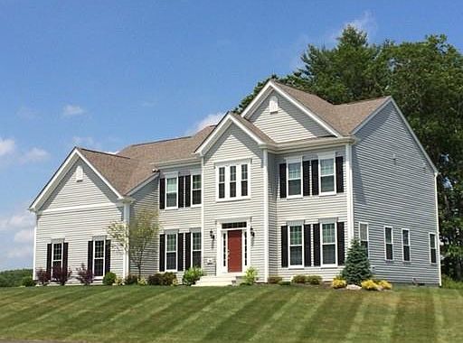 3rd image of 160 Warren Dr