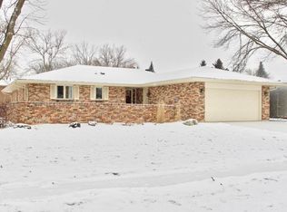 2832 Longfellow Rd N, Fargo, ND 58102