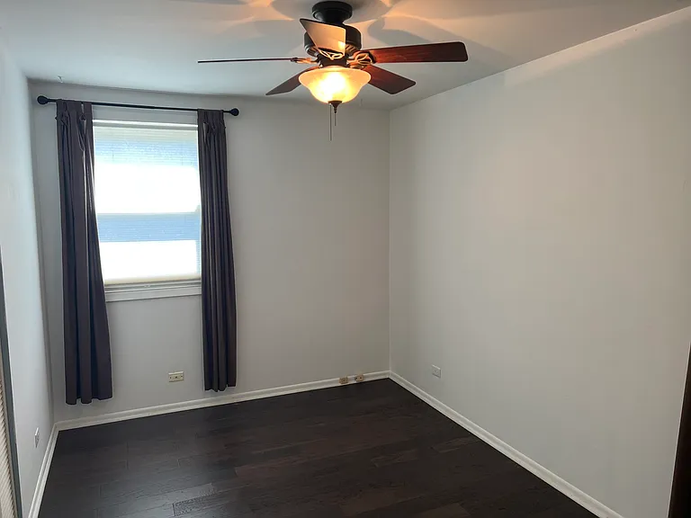1927 Farmington Ct — Photo 24